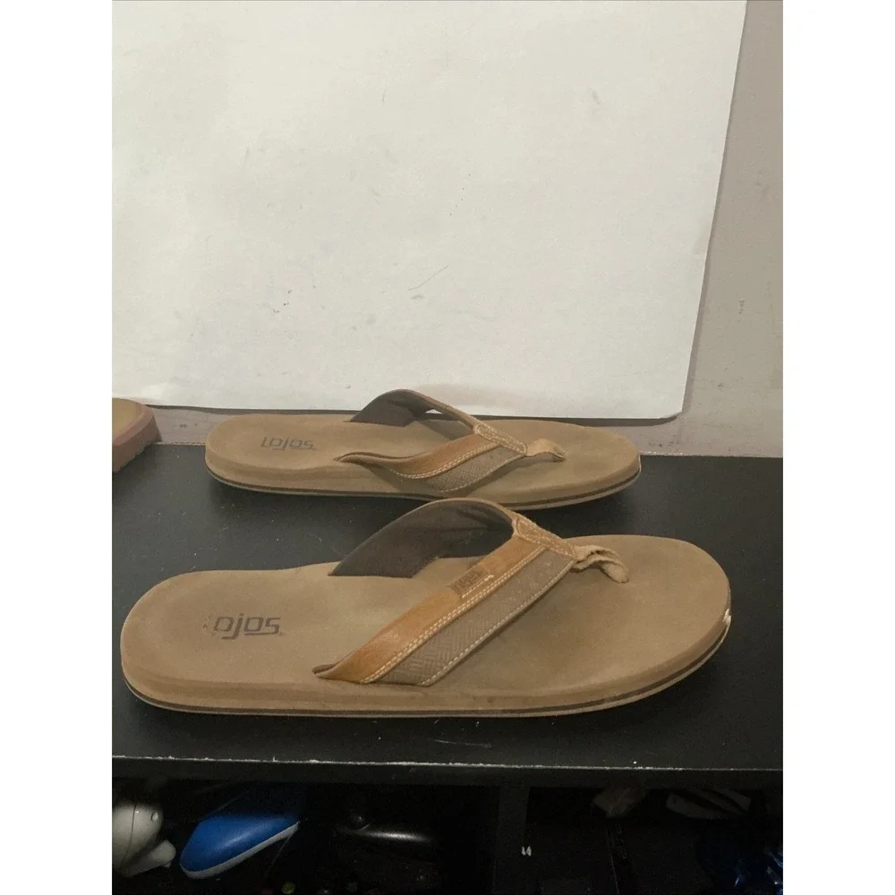Flojos Ryan Men's Two Tone Strap Tan Flip Flops Sandal Brown 12 1/8 Inch Long